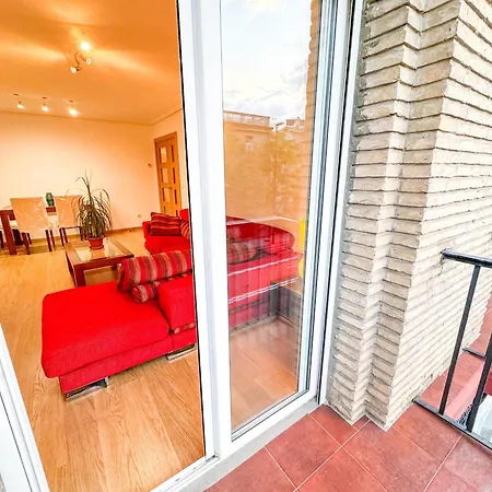 Step To El Pilar 2 Turistea *